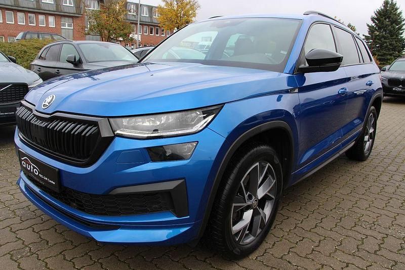 Blau Gebraucht 2022 Skoda Kodiaq SportLine SUV | 31.990 € - Bild 1/4