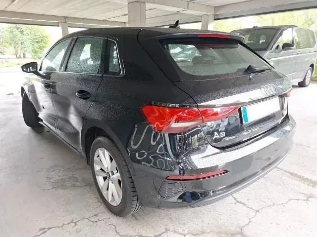 Gebraucht Audi A3 Design 110 PS (80 kW) 2020 Mythosschwarz metallic (metallic) Limousine