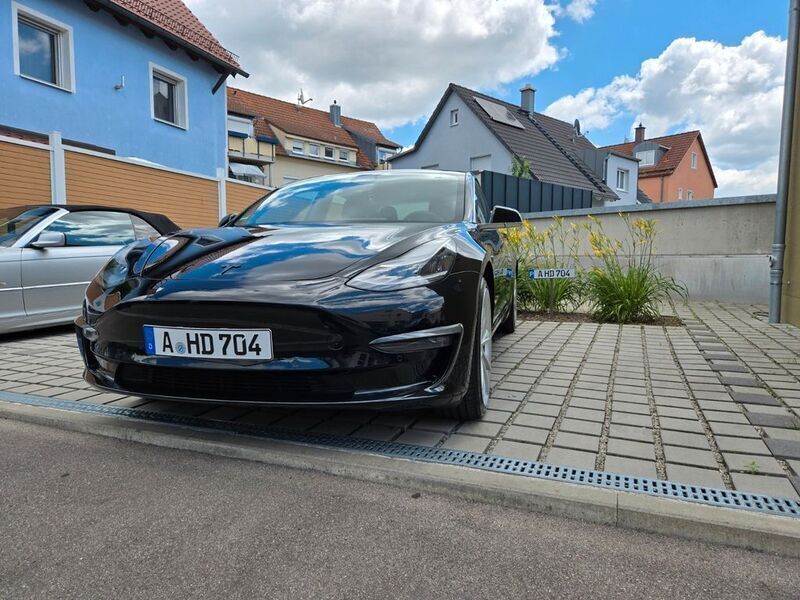 Schwarz Gebraucht 2019 Tesla Model 3 Limousine | 22.999 € (Teuer) - Bild 1/4