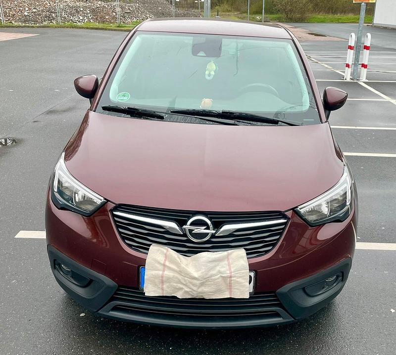 Gebraucht Opel Crossland X 110 PS (80 kW) 2017 Rot SUV