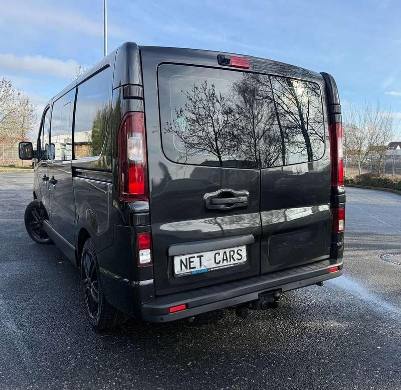 Gebraucht Renault Trafic 145 PS (106 kW) 2019 Schwarz Van / Kleinbus