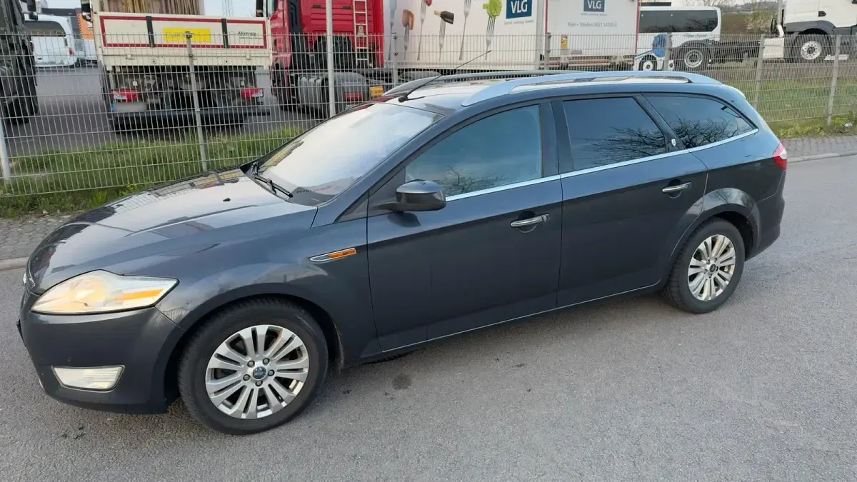 Gebraucht Ford Mondeo 136 PS (100 kW) 2010 Silber Kombi