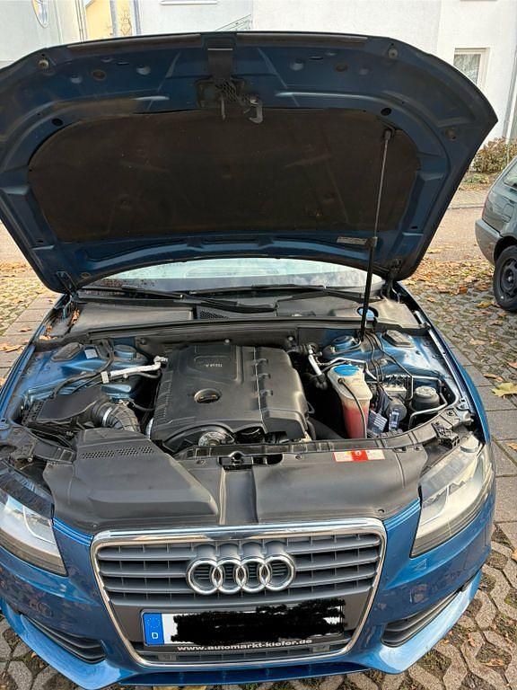 Gebraucht Audi A4 Attraction 160 PS (117 kW) 2008 Blau Kombi