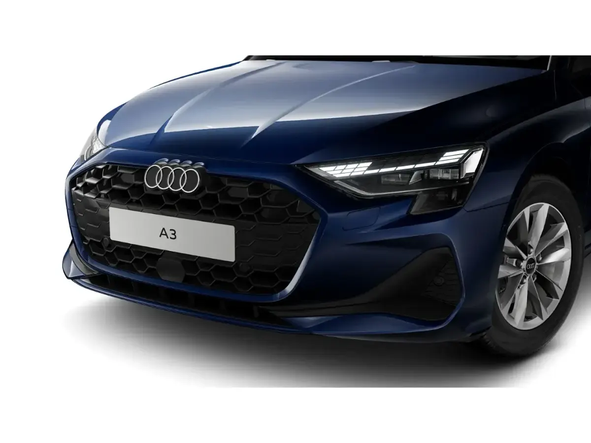 Gebraucht Audi A3 Sport 150 PS (110 kW) 2025 Schwarz Limousine