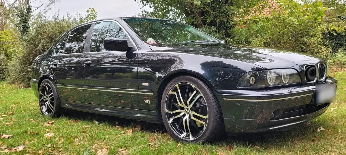 Gebraucht BMW 540 286 PS (210 kW) 1999 Schwarz Limousine