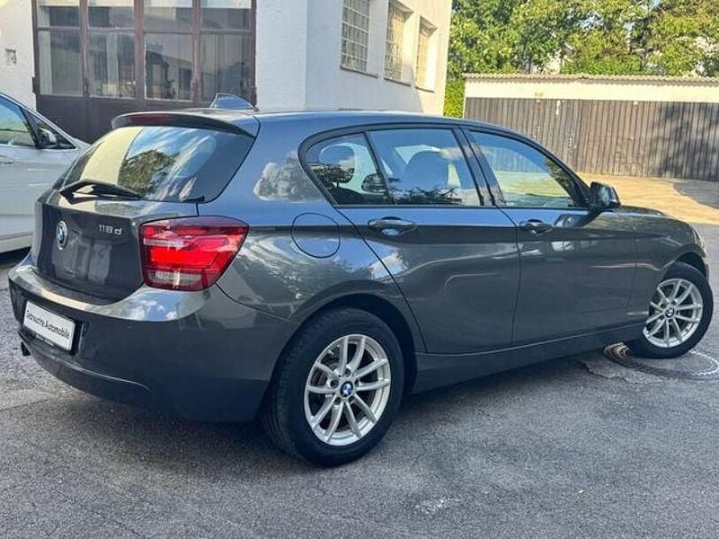 Gebraucht BMW 118 Advantage 143 PS (105 kW) 2015 Mineralgrau Kleinwagen