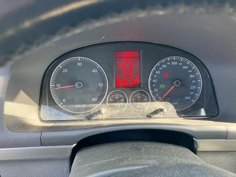 Gebraucht VW Touran Trendline 140 PS (102 kW) 2007 Weiß Van / Kleinbus