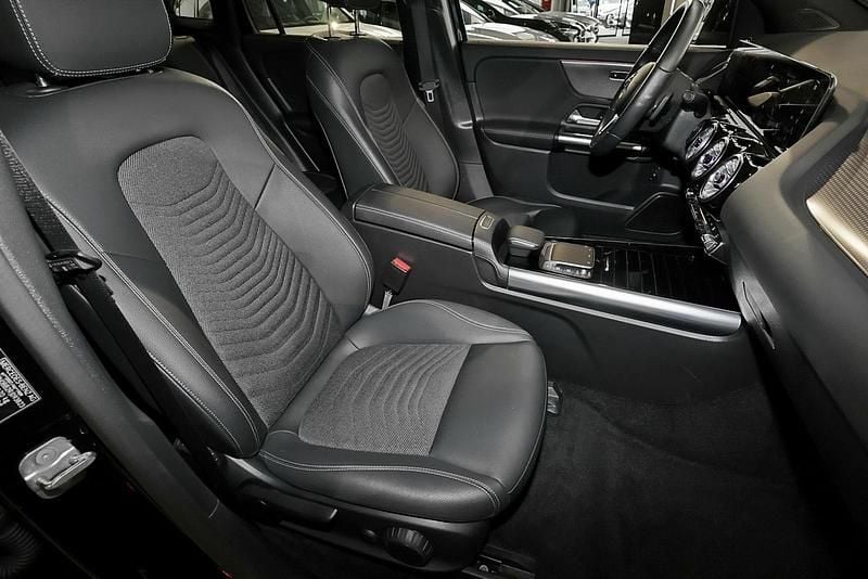 Gebraucht Mercedes EQA250 Progressive 139 kW (190 PS) 2023 Unilack nachtschwarz SUV