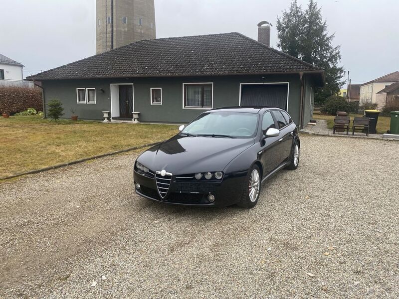 Schwarz Gebraucht 2008 Alfa Romeo 159 Progression Kombi | 1.850 € (Superpreis) - Bild 1/4