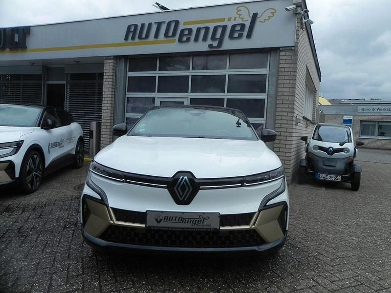 Gebraucht Renault Megane E-Tech Iconic 160 kW (218 PS) 2022 Weiß Limousine
