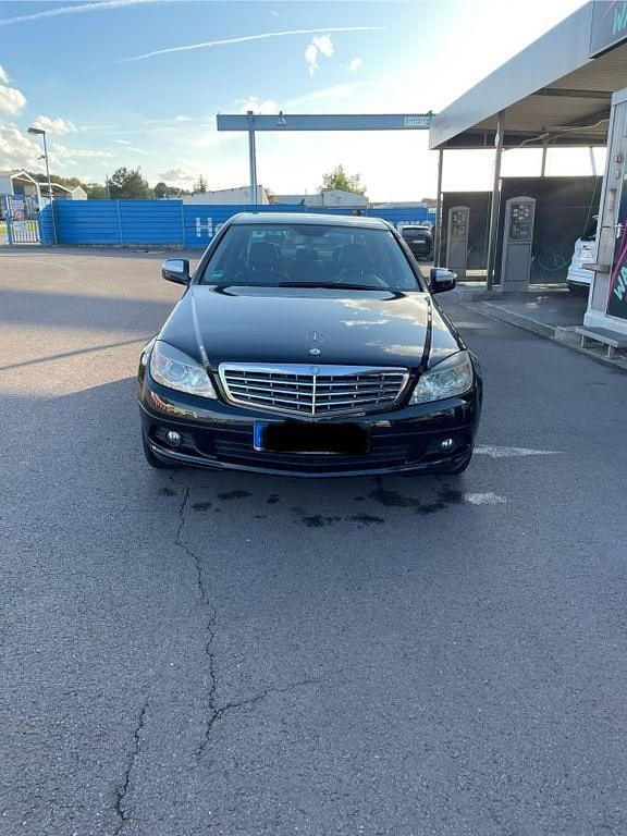 Schwarz Gebraucht 2007 Mercedes C200 Limousine | 4.500 € (Superpreis) - Bild 1/4
