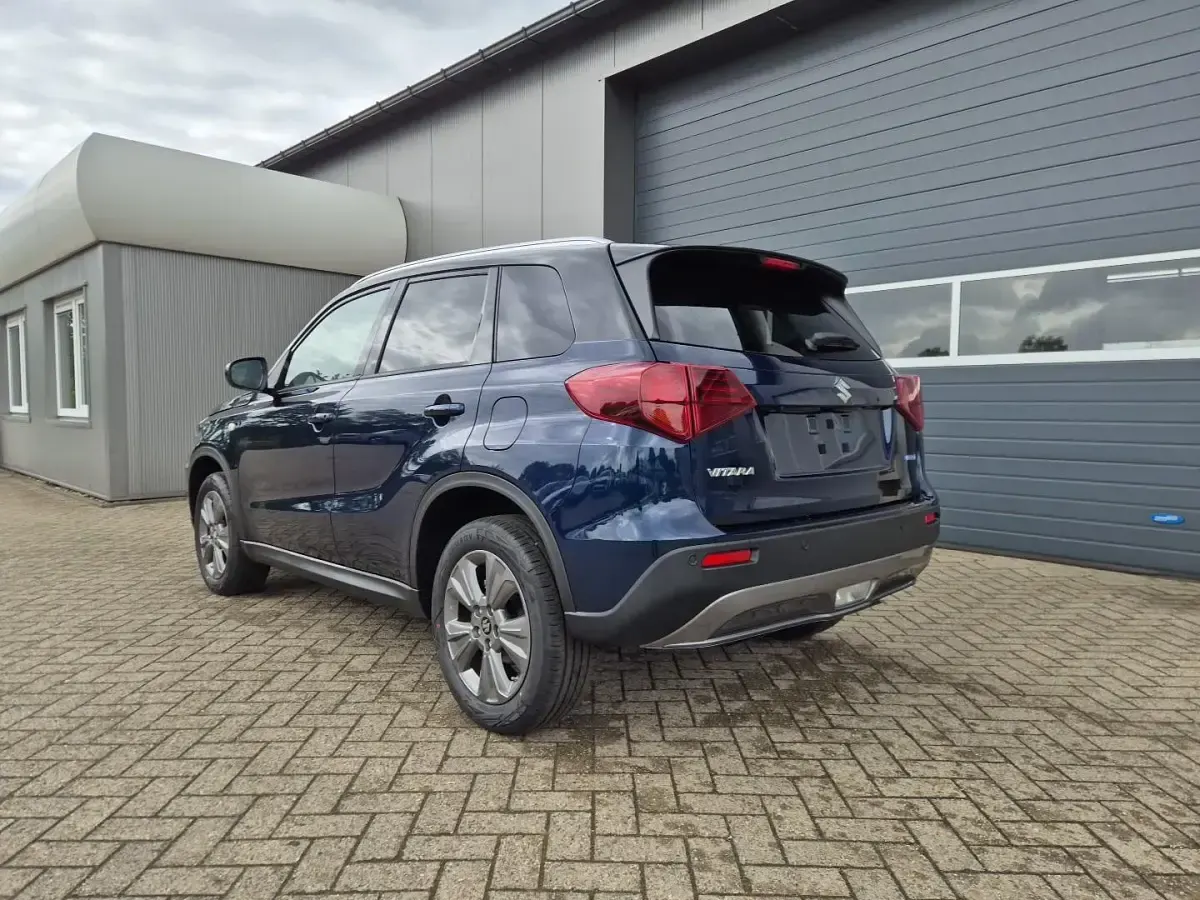 Neu Suzuki Vitara Comfort 110 PS (80 kW) 2026 Sphere blue pearl metallic SUV