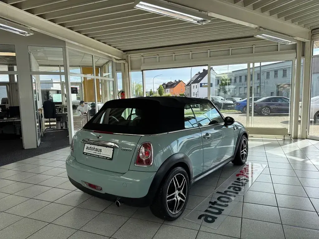 Gebraucht Mini Cooper Cabriolet 122 PS (89 kW) 2011 Blau Cabrio