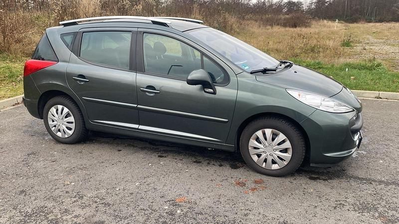 Gebraucht Peugeot 207 120 PS (88 kW) 2009 Grau Kombi