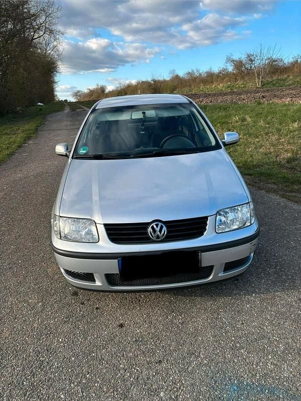 Gebraucht VW Polo 60 PS (44 kW) 2001 Silber Kleinwagen