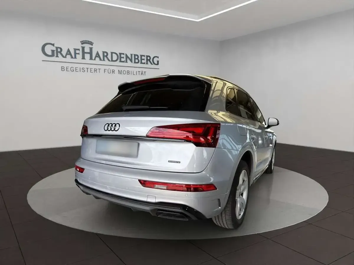 Gebraucht Audi Q5 S-Line 367 PS (269 kW) 2023 Florettsilber metallic SUV