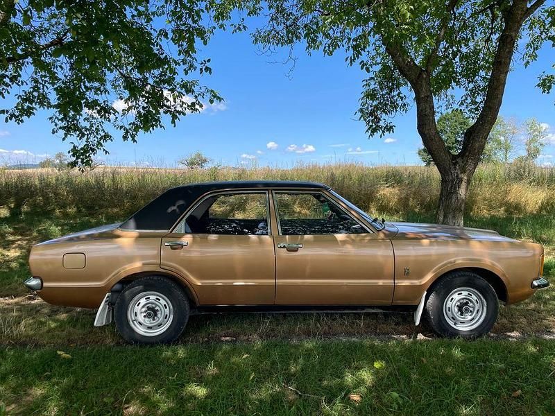 Gebraucht Ford Taunus 54 PS (39 kW) 1974 Gold Limousine