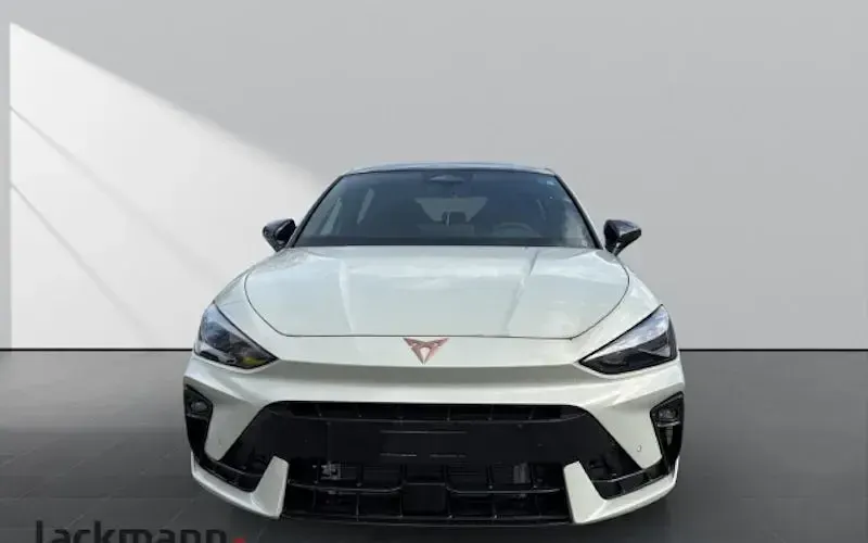 Nouă Cupra Leon VZ 272 CP (200 kW) 2025 Mov Berlinǎ