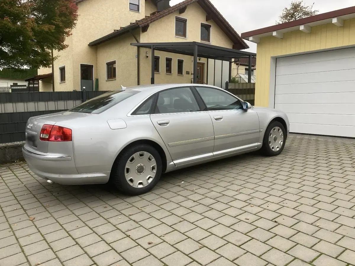 Usata Audi A8 232 CV (170 kW) 2007 Argento Berlina