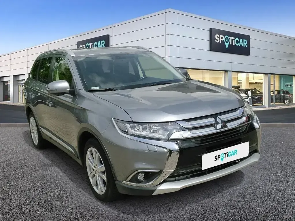 Gebraucht Mitsubishi Outlander Edition 150 PS (110 kW) 2017 Platinumgrau (m) SUV