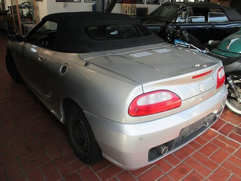 Gebraucht MG TF 136 PS (100 kW) 2006 Silber Cabrio