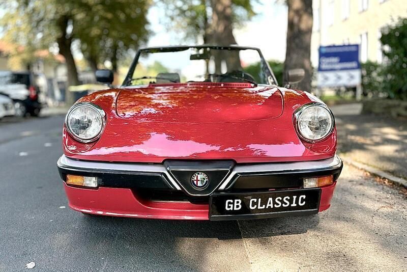 Rot Gebraucht 1988 Alfa Romeo Spider Cabrio | 17.800 € - Bild 1/4