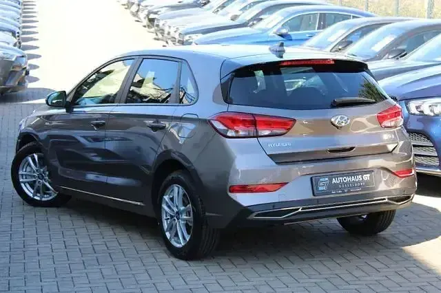 Gebraucht Hyundai i30 Edition 30 160 PS (117 kW) 2022 Grau Limousine