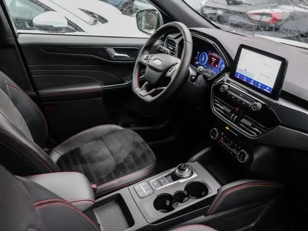 Gebraucht Ford Kuga ST-Line X 224 PS (164 kW) 2022 Weiss SUV