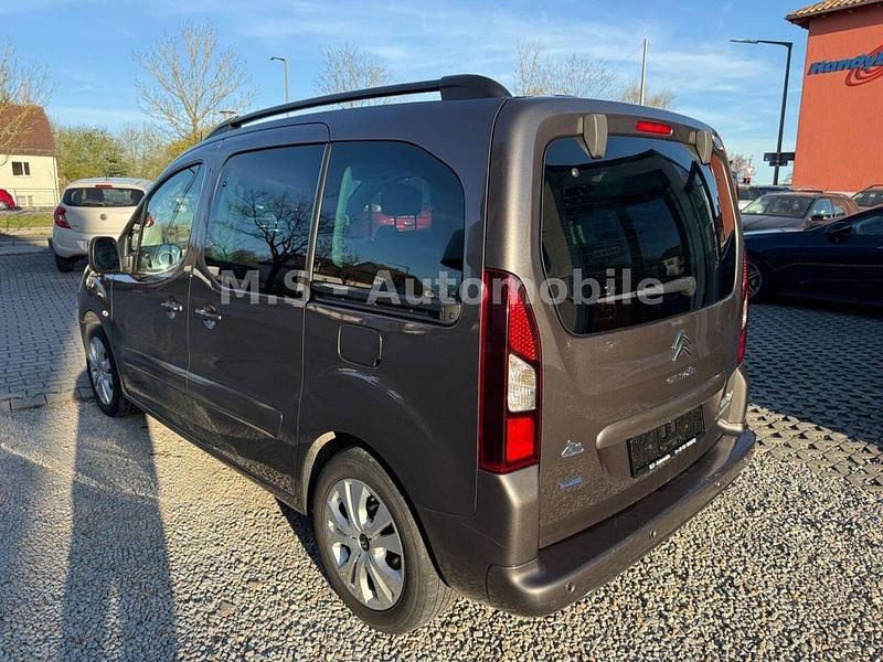 Gebraucht Citroën Berlingo Shine 120 PS (88 kW) 2016 Grau Van / Kleinbus