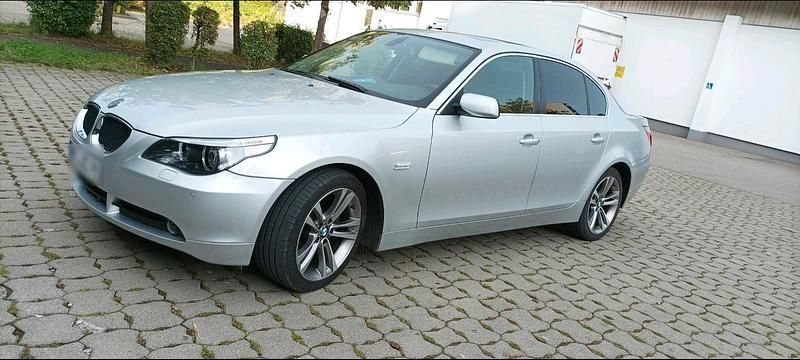 Gebraucht BMW 520 170 PS (125 kW) 2004 Silber Limousine