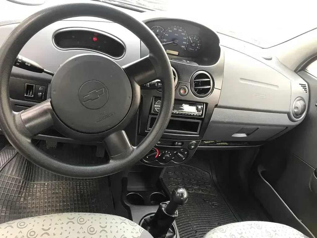Gebraucht Chevrolet Matiz 52 PS (38 kW) 2009 Rot Kleinwagen