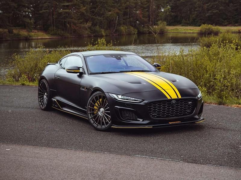 Gebraucht Jaguar F-Type R 575 PS (422 kW) 2023 Svo premium palette black Coupé