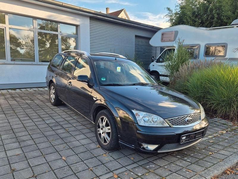 Schwarz Gebraucht 2006 Ford Mondeo Ghia Limousine | 890 € (Superpreis) - Bild 1/4