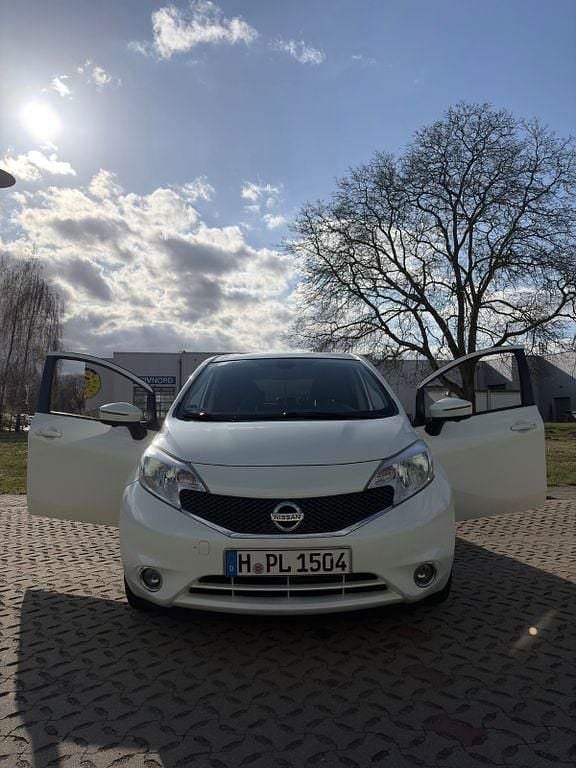 Gebraucht Nissan Note Tekna 90 PS (66 kW) 2013 Weiß Kleinwagen
