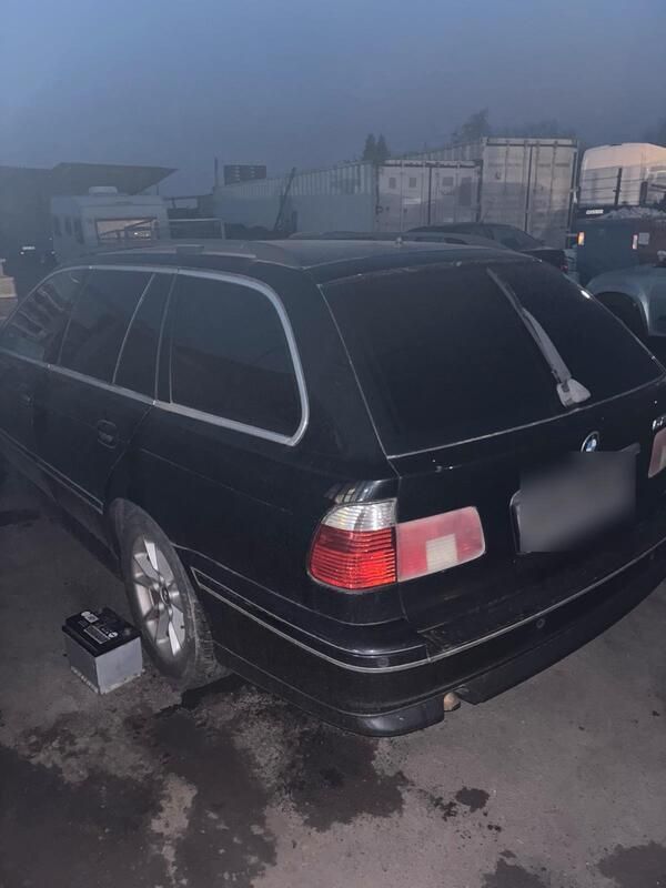 Schwarz Gebraucht 2003 BMW 525 Kombi | 1.200 € (Superpreis) - Bild 1/4
