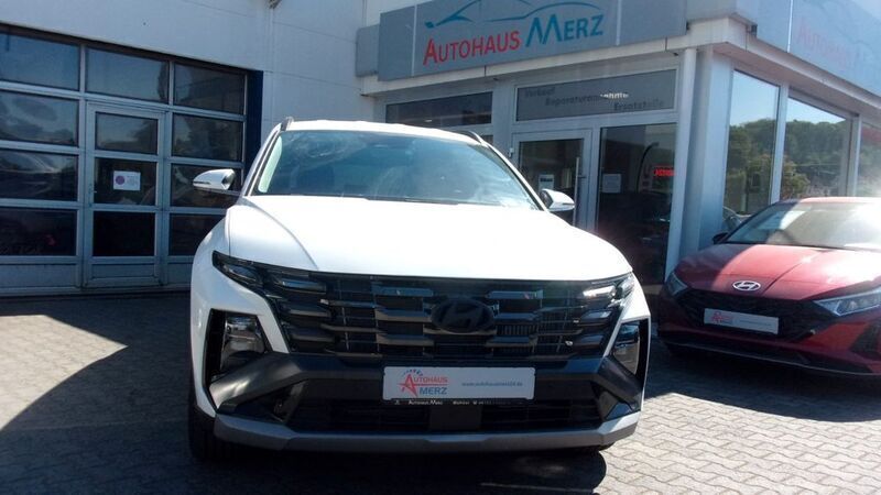 Weiß Gebraucht 2024 Hyundai Tucson GO! SUV | 34.890 € (Etwas zu teuer) - Bild 1/4