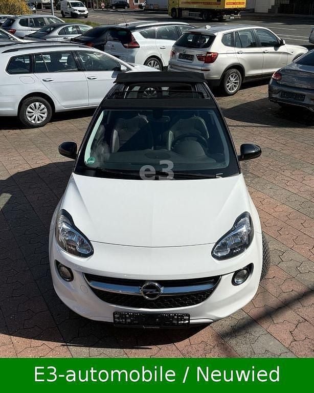 Gebraucht Opel Adam 101 PS (74 kW) 2018 Schneeweiss/olympic/summit white (metallic) Kleinwagen