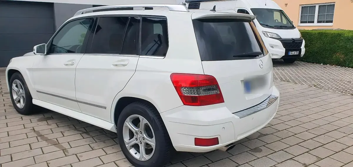 Gebraucht Mercedes GLK320 224 PS (164 kW) 2008 Weiß SUV