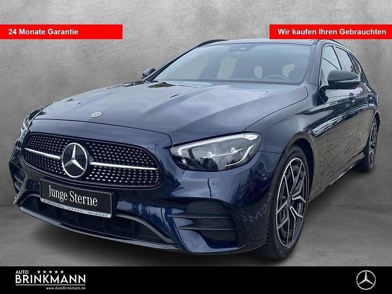 Blau Gebraucht 2023 Mercedes E220 AMG line Limousine | 42.890 € (Etwas zu teuer) - Bild 1/4