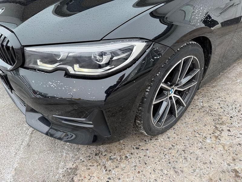 Gebraucht BMW 320 M Sport 190 PS (139 kW) 2020 Schwarz Limousine