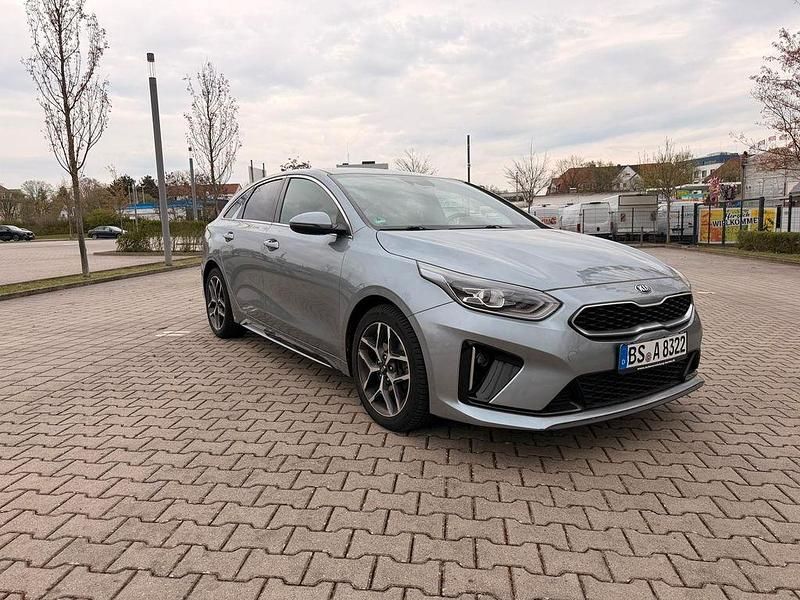 Gebraucht Kia ProCeed 140 PS (102 kW) 2021 Silber Kombi