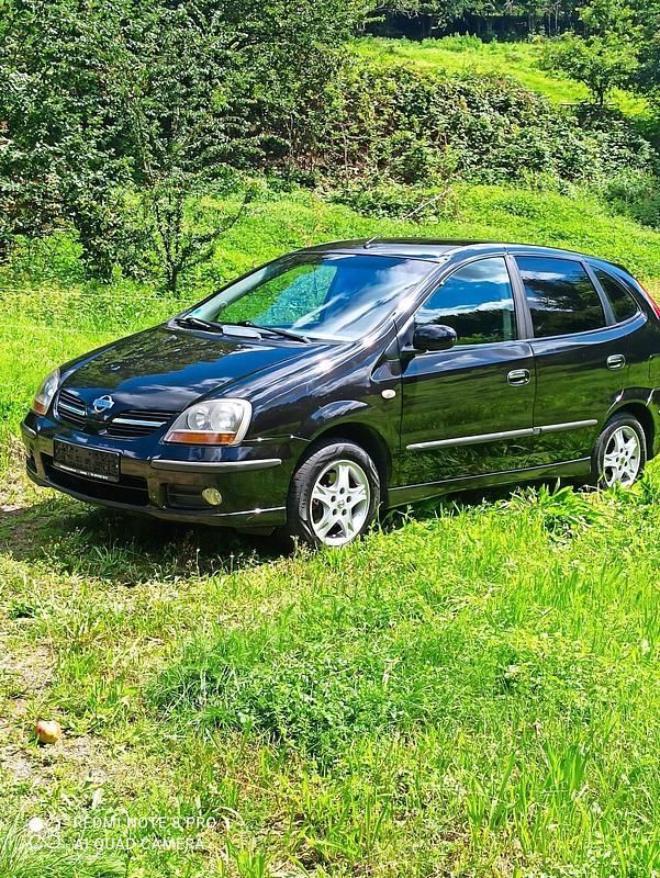 Schwarz Gebraucht 2003 Nissan Almera Tino Van / Kleinbus | 1.250 € (Fairer Preis) - Bild 1/4