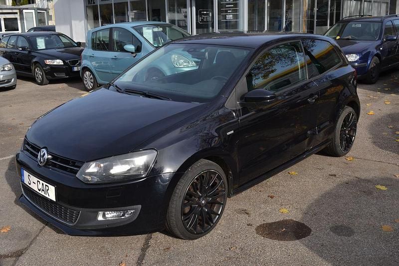Schwarz Gebraucht 2012 VW Polo Match Limousine | 4.900 € (Guter Preis) - Bild 1/4