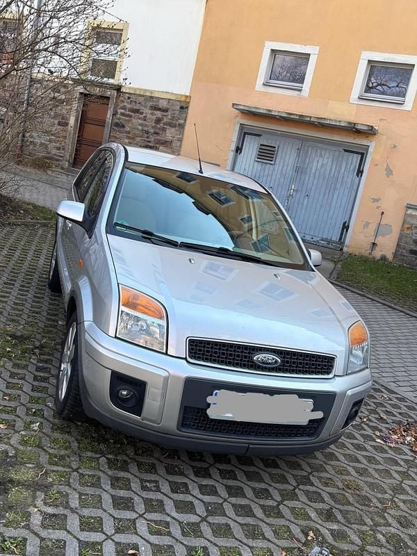 Gebraucht Ford Fusion 101 PS (74 kW) 2007 Silber Kleinwagen