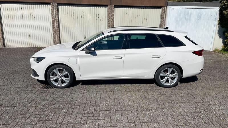 Gebraucht Seat Leon ST 204 PS (150 kW) 2021 Weiß Kombi