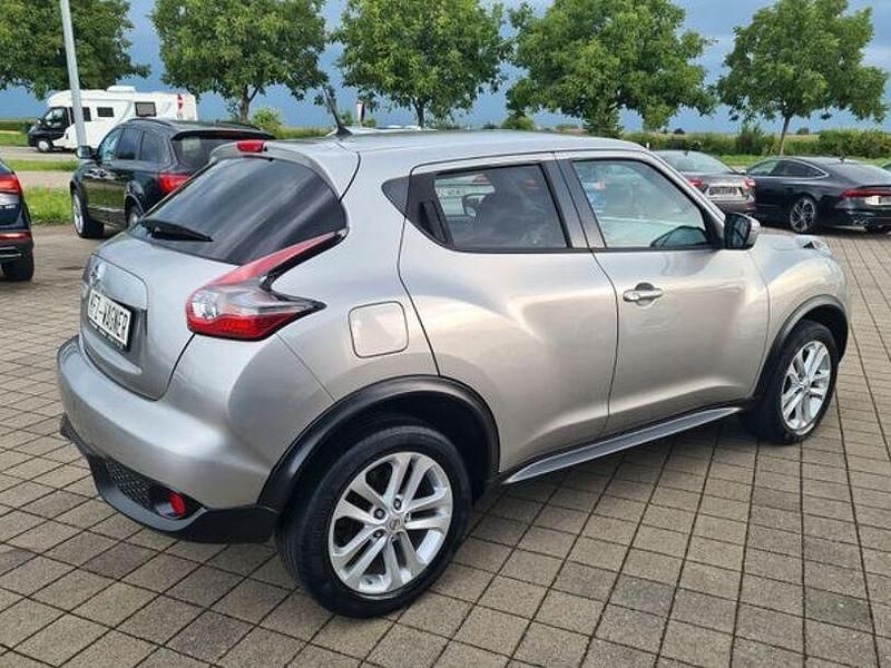 Gebraucht Nissan Juke Acenta 116 PS (85 kW) 2015 Silber SUV