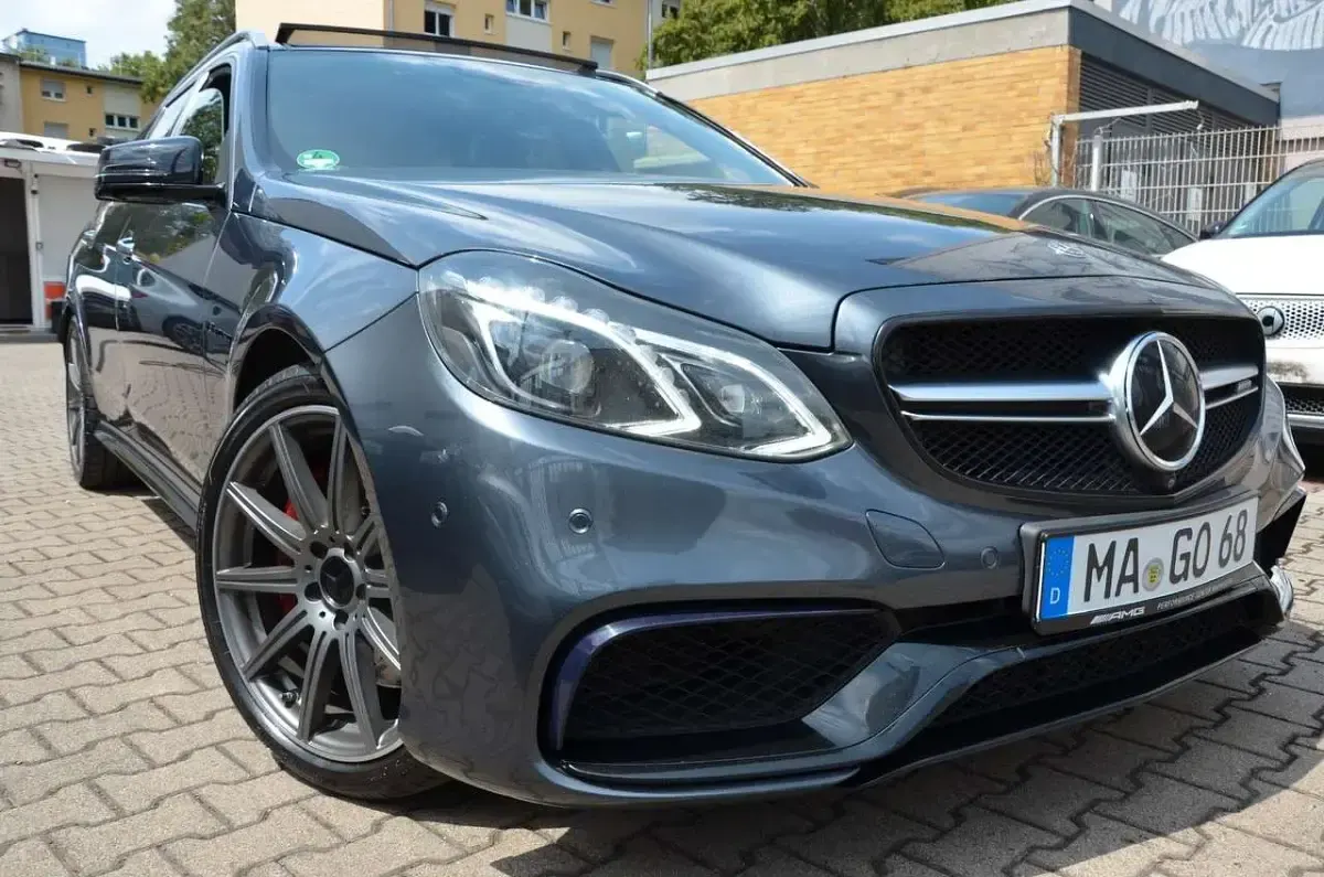 Gebraucht Mercedes E63S AMG AMG 585 PS (430 kW) 2014 Tenoritgrau Kombi