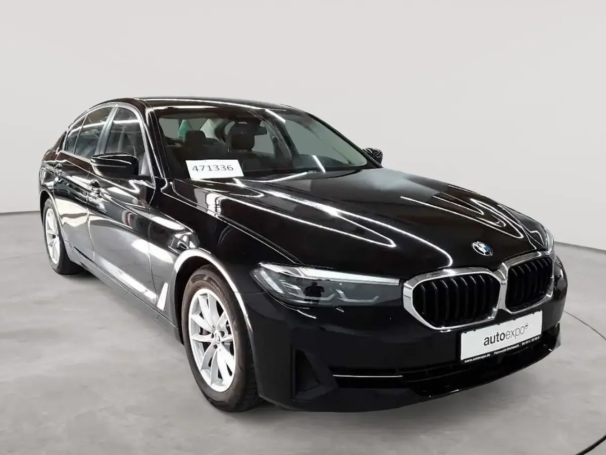 Gebraucht BMW 530 Sport Line 286 PS (210 kW) 2023 Limousine