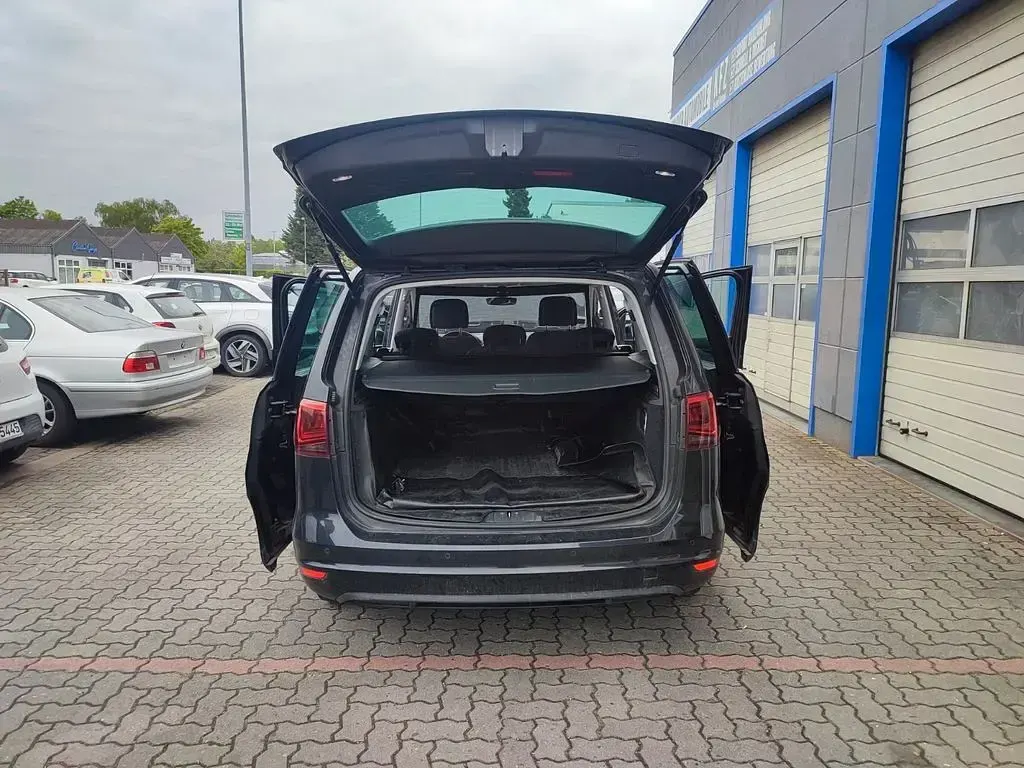 Gebraucht Seat Alhambra 177 PS (130 kW) 2021 Schwarz Van / Kleinbus