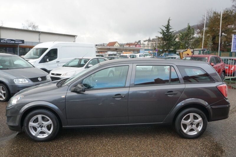 Gebraucht Opel Astra Selection 90 PS (66 kW) 2009 Grau Kombi
